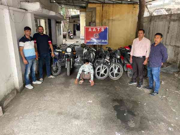 पिता की मौत के बाद टूटा फुरकान, नशे की लत और आर्थिक तंगी ने बना दिया ऑटो लिफ्टर, शाहदरा AATS ने किया गिरफ्तार
