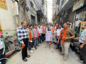 शाहदरा के फ्रेंड्स कॉलोनी इंडस्ट्रियल एरिया में सीवर लाइन का विधायक संजय गोयल ने किया शिलान्यास