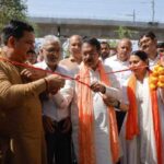 पूर्वी दिल्ली: दल्लूपुरा गांव में छठ घाट निर्माण का शिलान्यास और भव्य द्वार का लोकार्पण